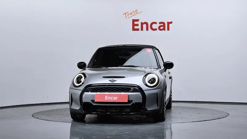 MINI Cooper Convertible