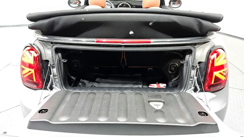 MINI Cooper Convertible