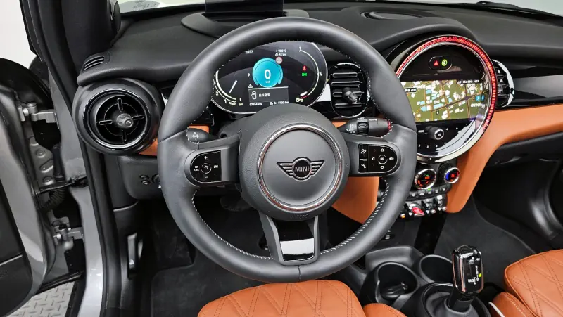 MINI Cooper Convertible