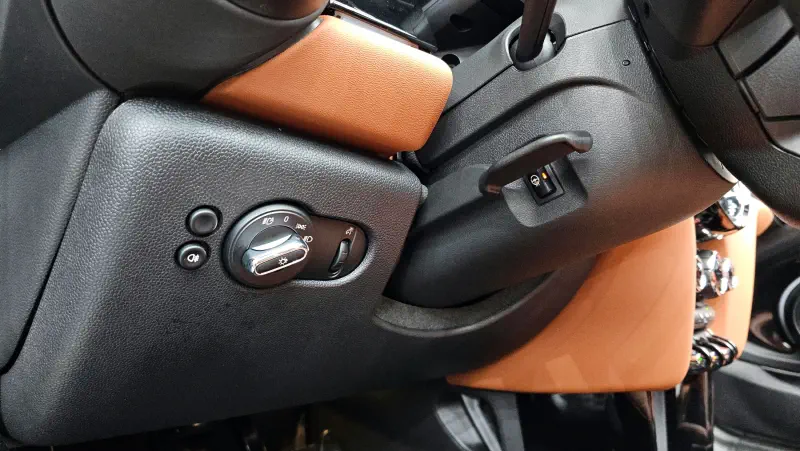 MINI Cooper Convertible