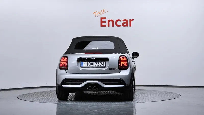MINI Cooper Convertible