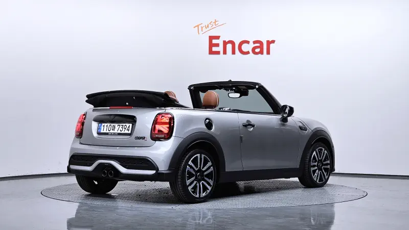 MINI Cooper Convertible
