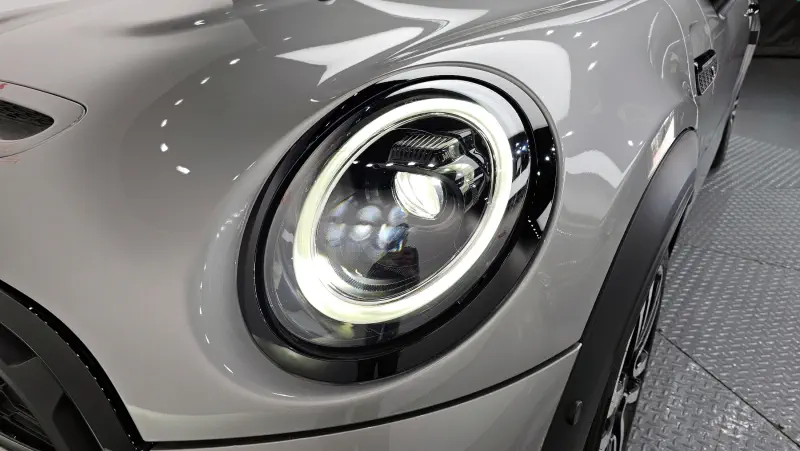 MINI Cooper Convertible
