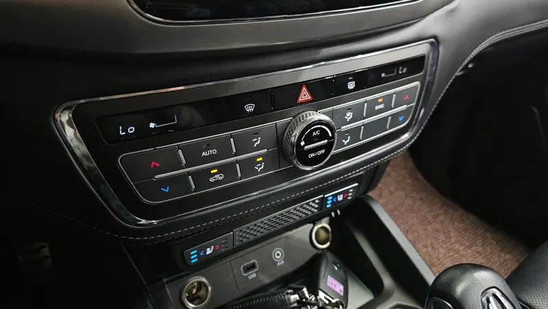 SsangYong Rexton Sports