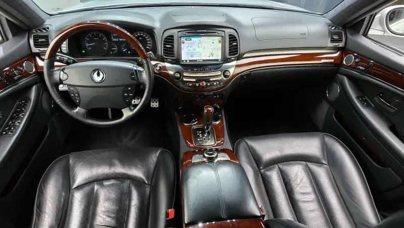 SsangYong Chairman W