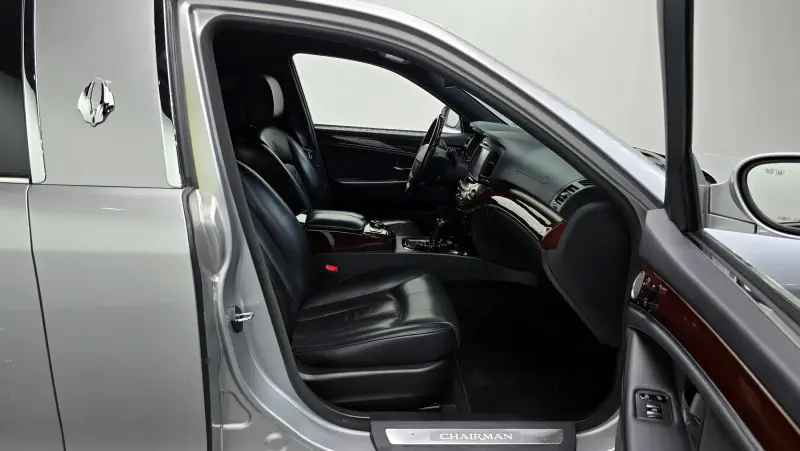 SsangYong Chairman W