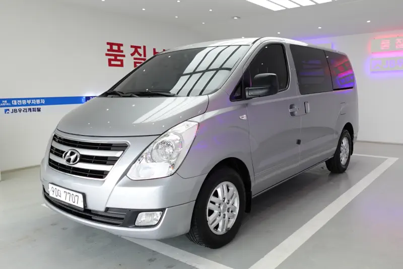 Hyundai Grand Starex