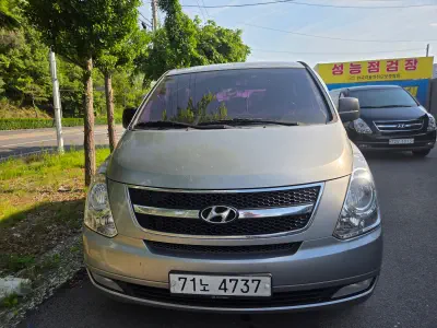 Hyundai Grand Starex