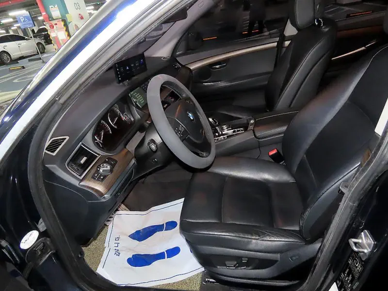 BMW 5-Series Gran Turismo