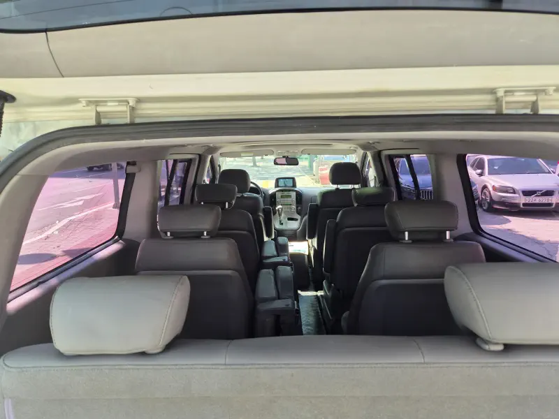 Hyundai Grand Starex