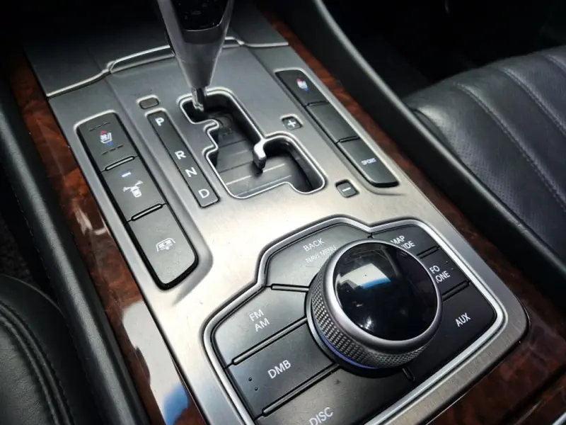 Hyundai Equus
