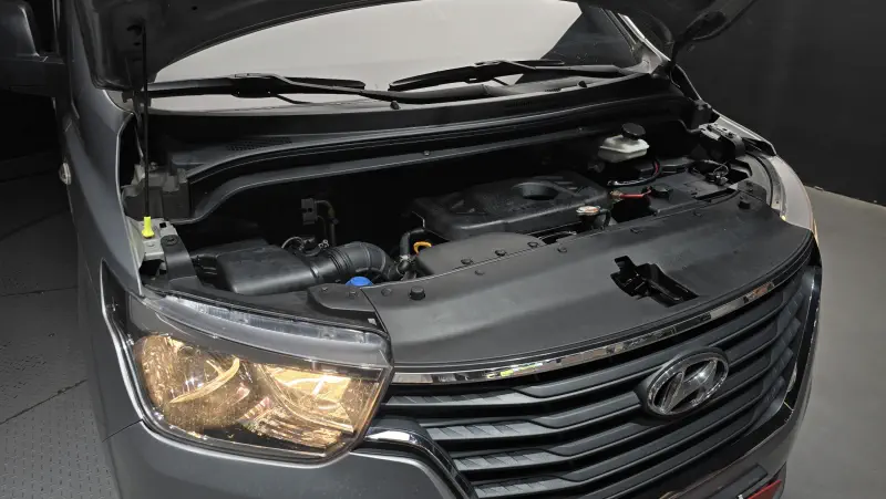 Hyundai Grand Starex