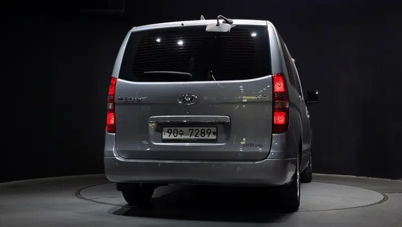 Hyundai Grand Starex