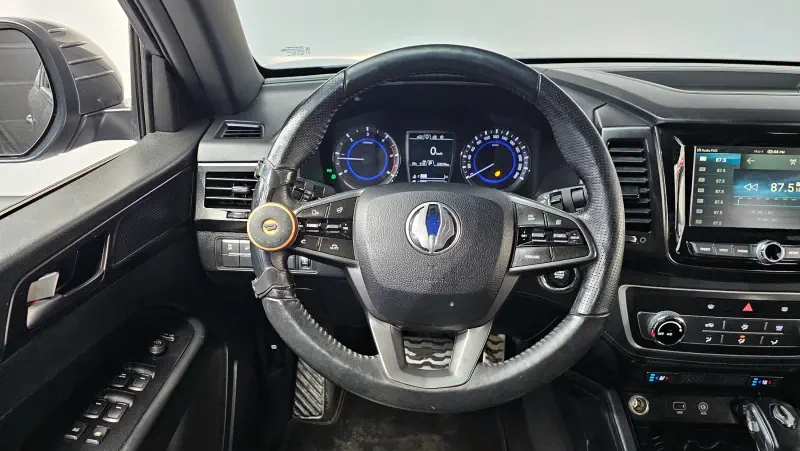 SsangYong Rexton Sports