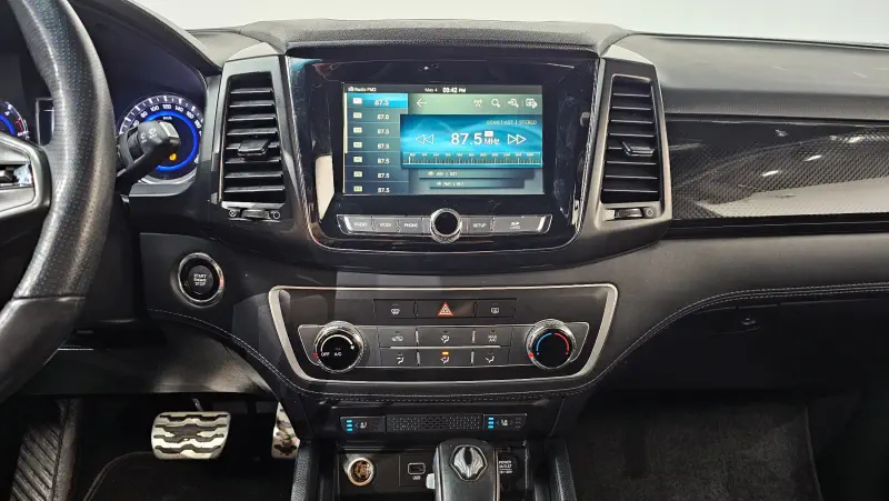 SsangYong Rexton Sports