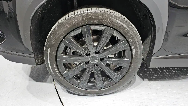BYD Sealion 7