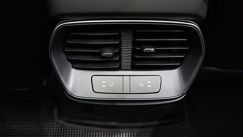 BYD Sealion 7