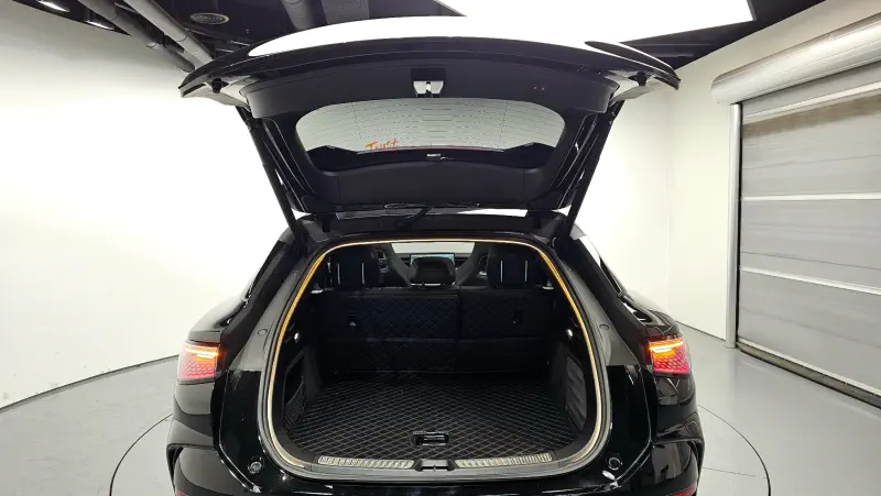 BYD Sealion 7