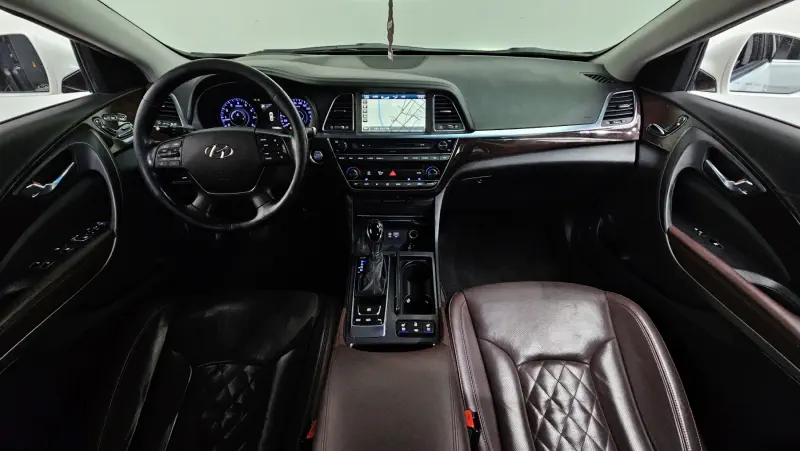 Hyundai Aslan