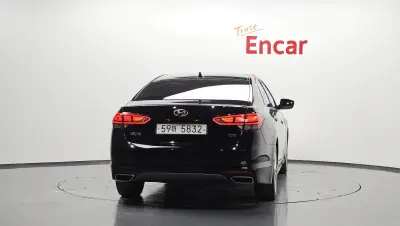 Hyundai Aslan