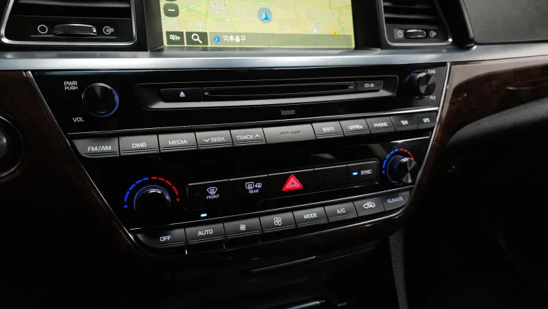 Hyundai Aslan