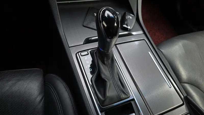 Hyundai Aslan