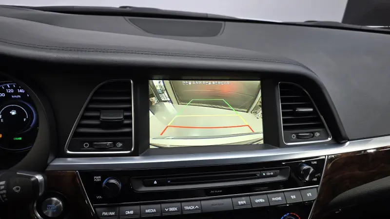 Hyundai Aslan