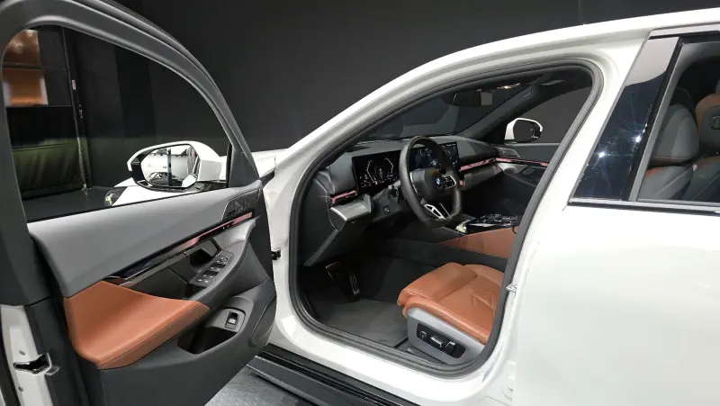 BMW 5-Series