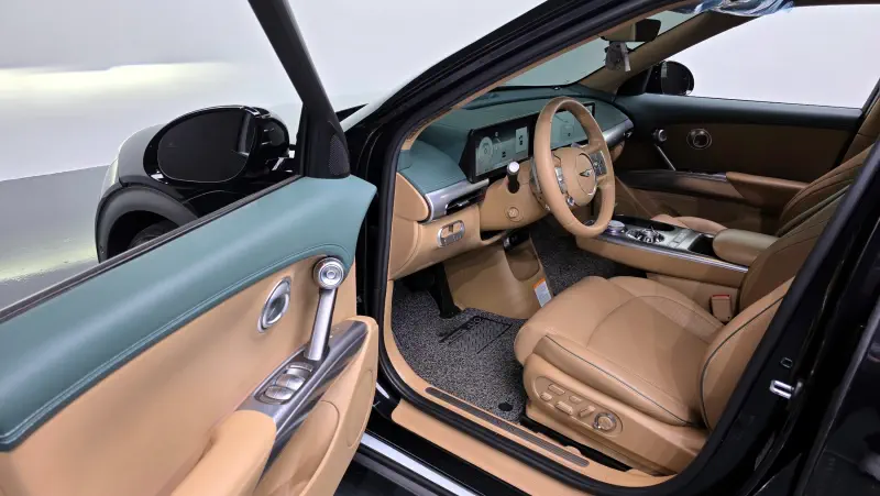 Genesis GV60