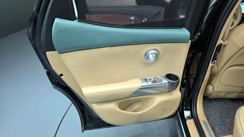 Genesis GV60