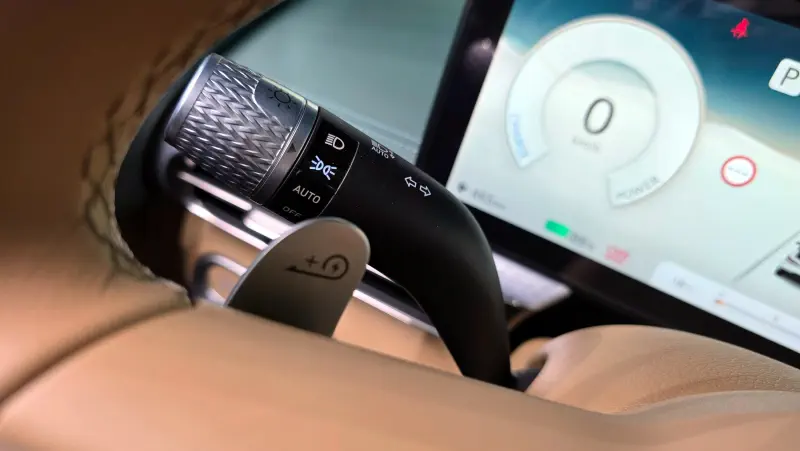 Genesis GV60