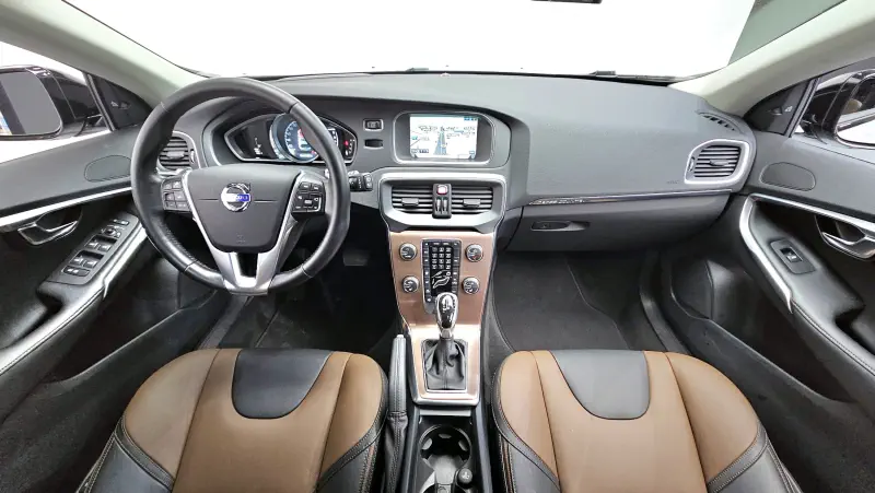 Volvo V40