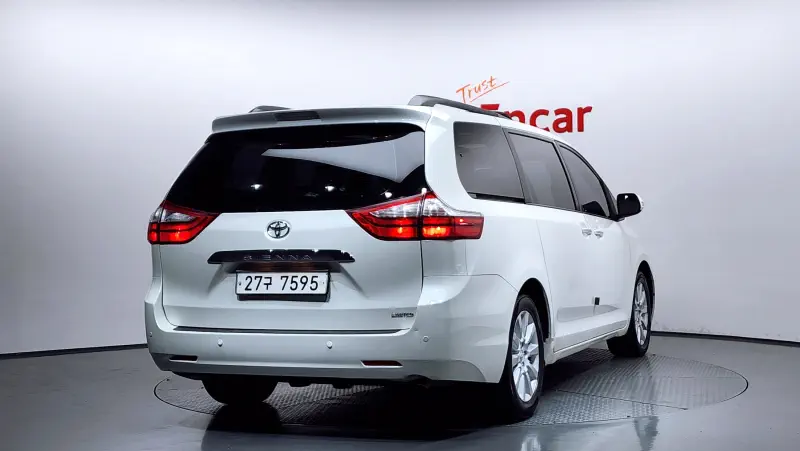 Toyota Sienna