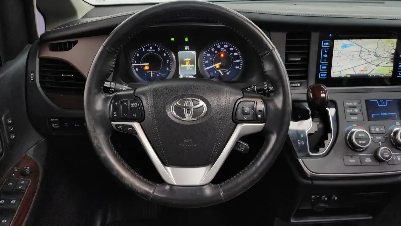 Toyota Sienna