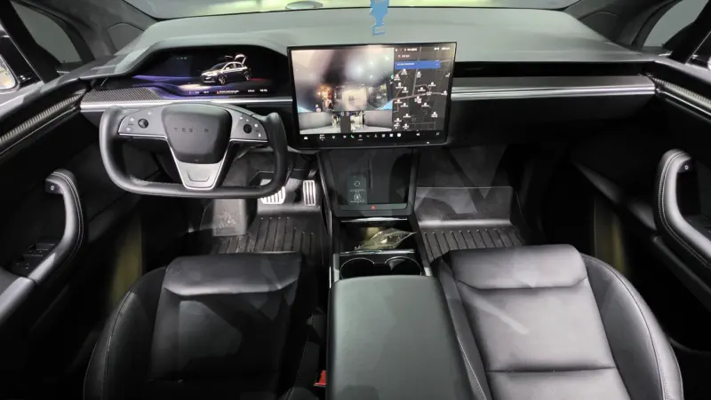 Tesla MODEL X