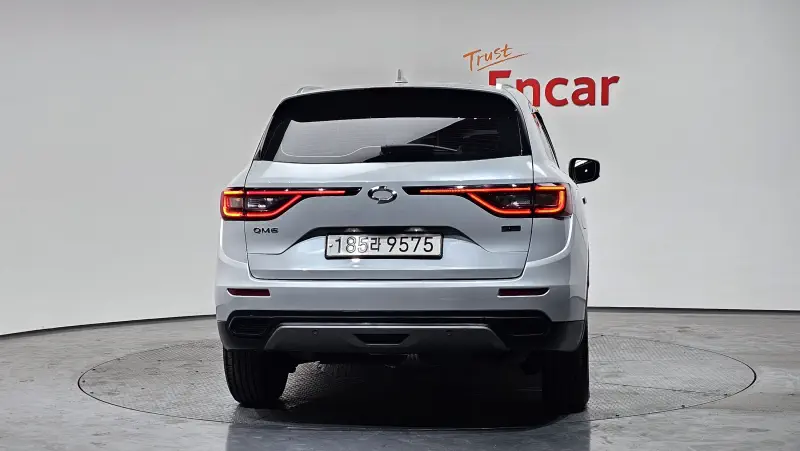 Renault QM6
