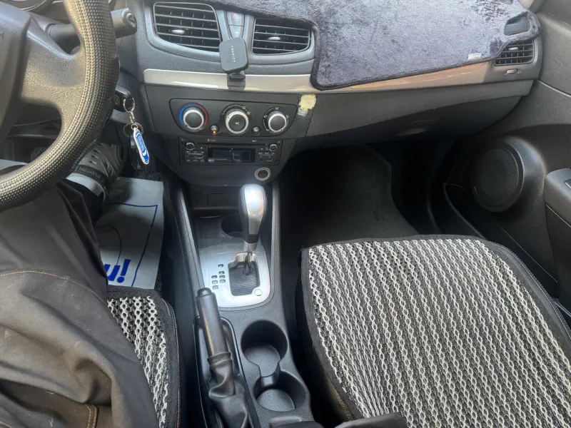 Renault SM3