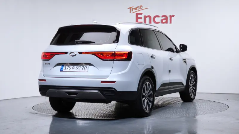 Renault QM6