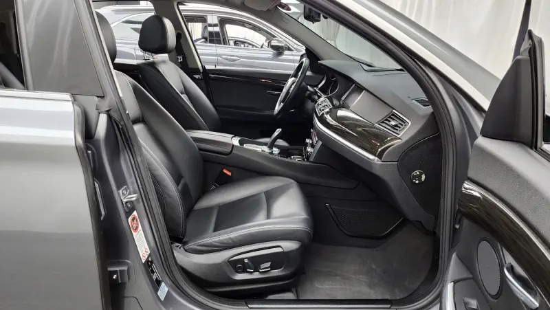 BMW 5-Series Gran Turismo