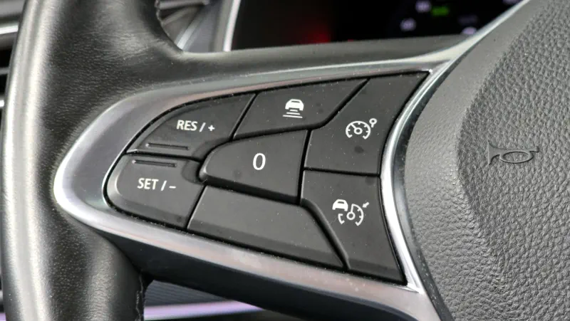 Renault XM3