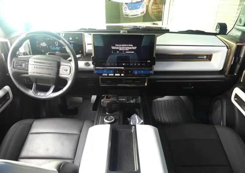 GMC Hummer EV