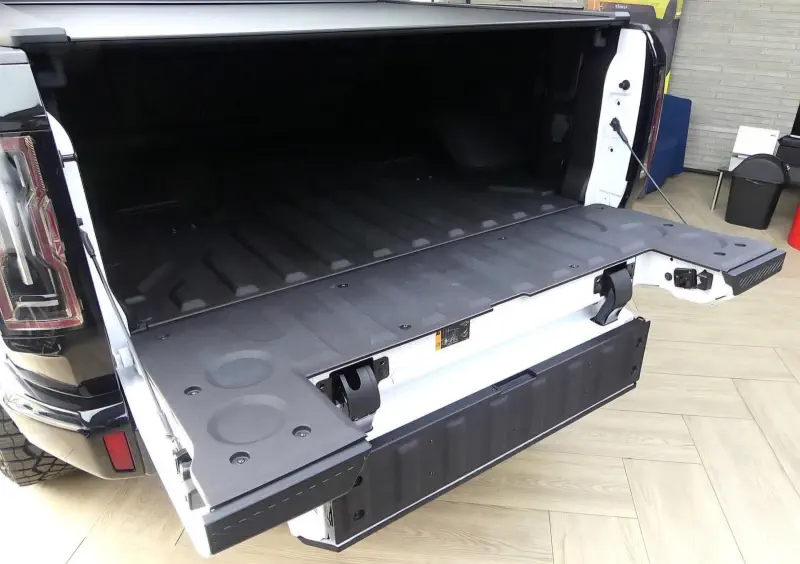 GMC Hummer EV