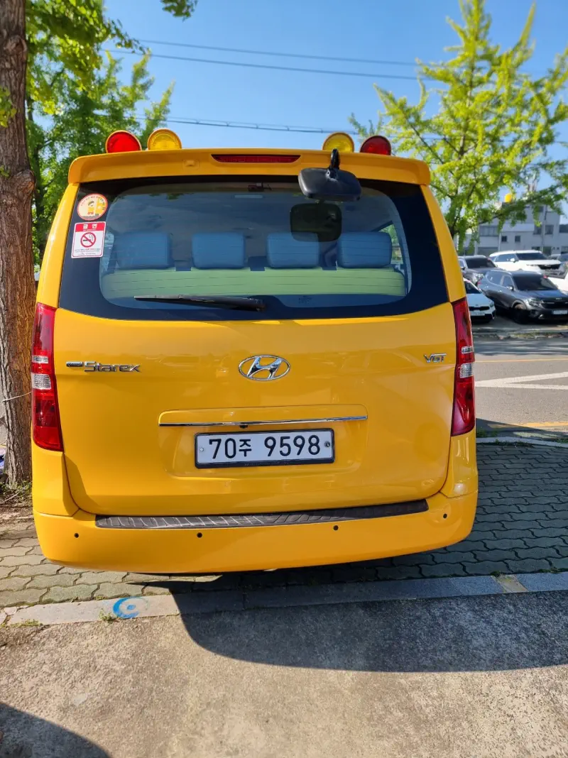 Hyundai Grand Starex
