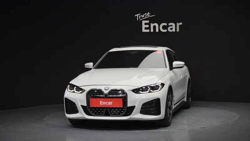 BMW i4