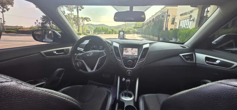 Hyundai Veloster