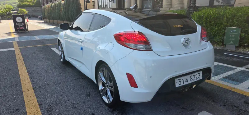 Hyundai Veloster