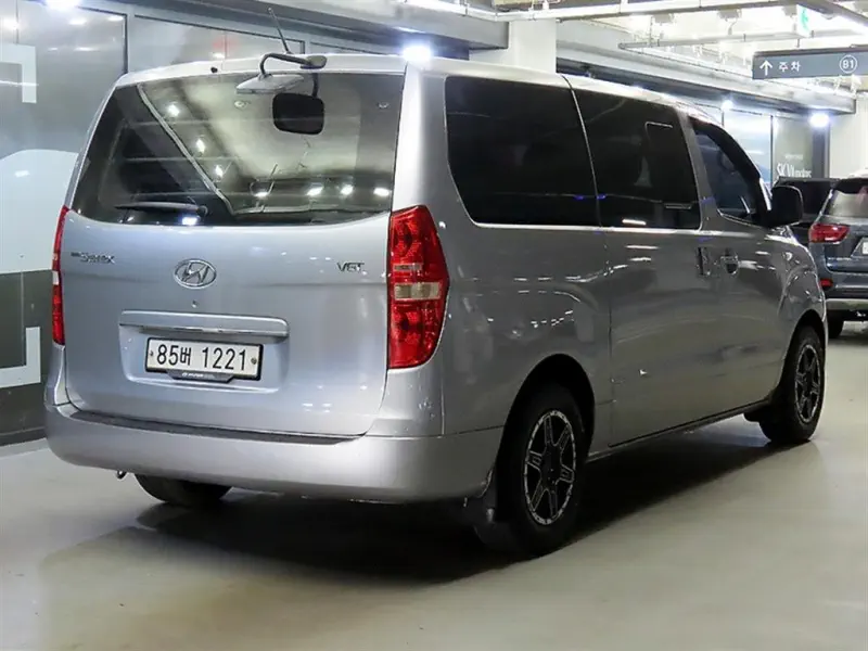 Hyundai Grand Starex