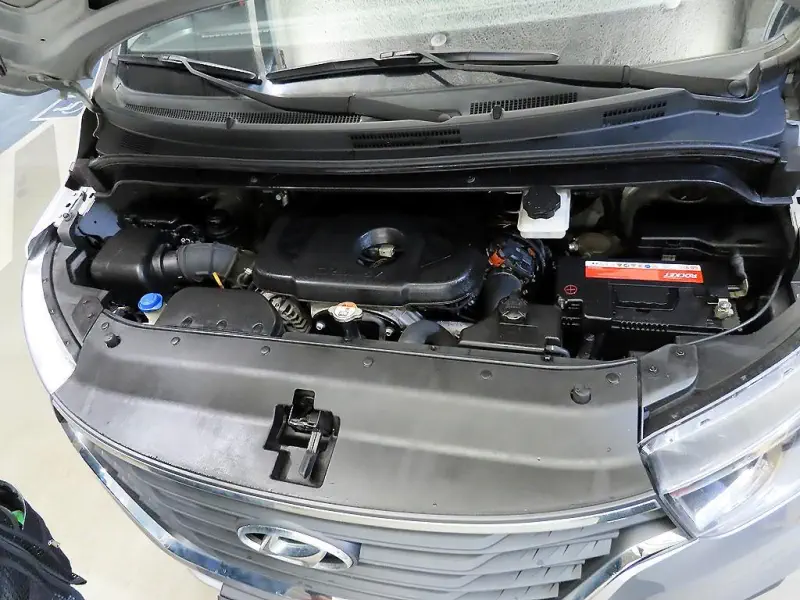 Hyundai Grand Starex
