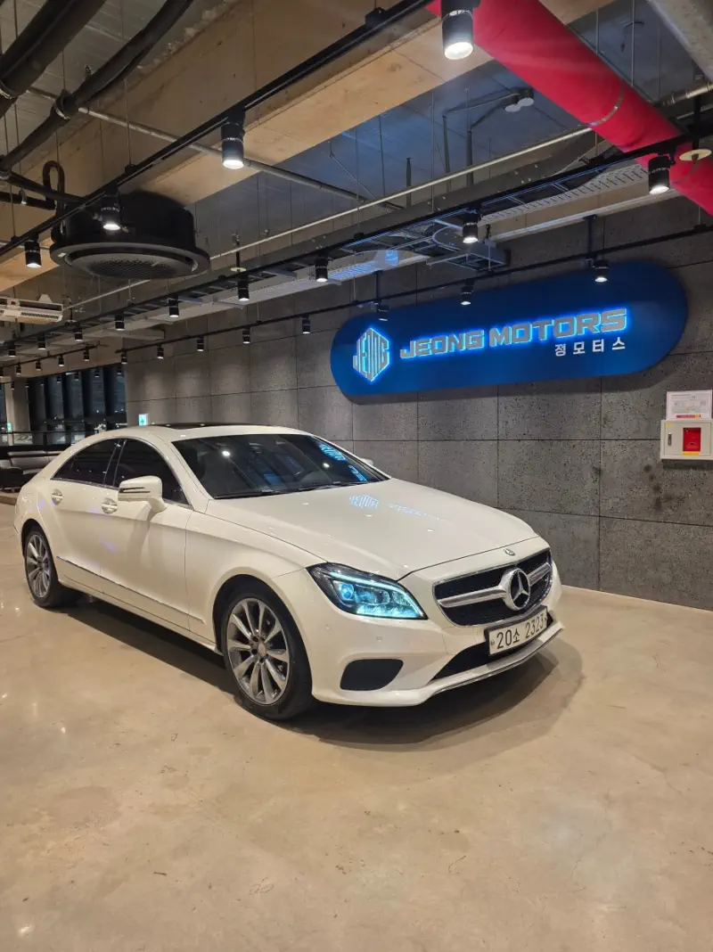 Mercedes-Benz CLS-Class