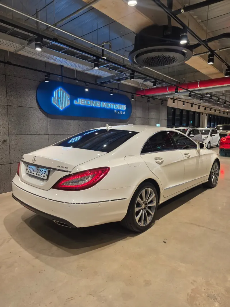 Mercedes-Benz CLS-Class